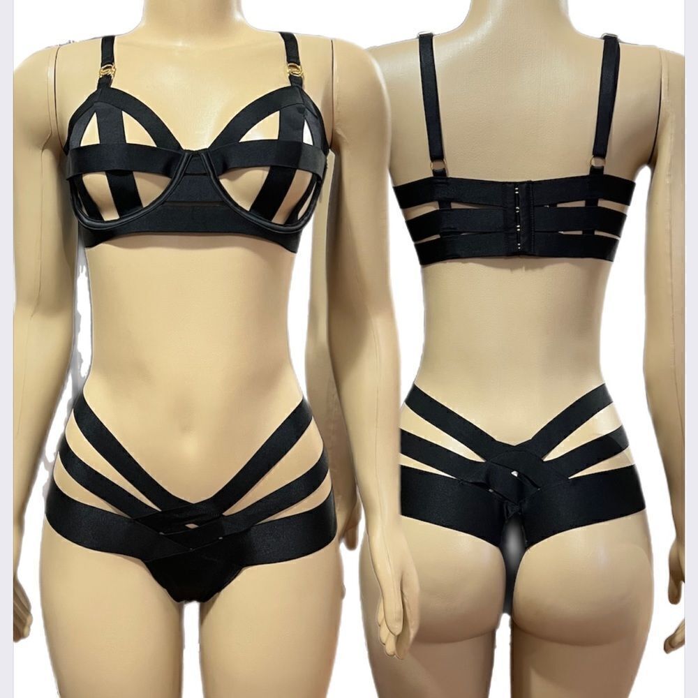 Victoriasย Secret LuxeโSeriously sexy Set Balconette bra & Cheeky thong 38DD /โXL
